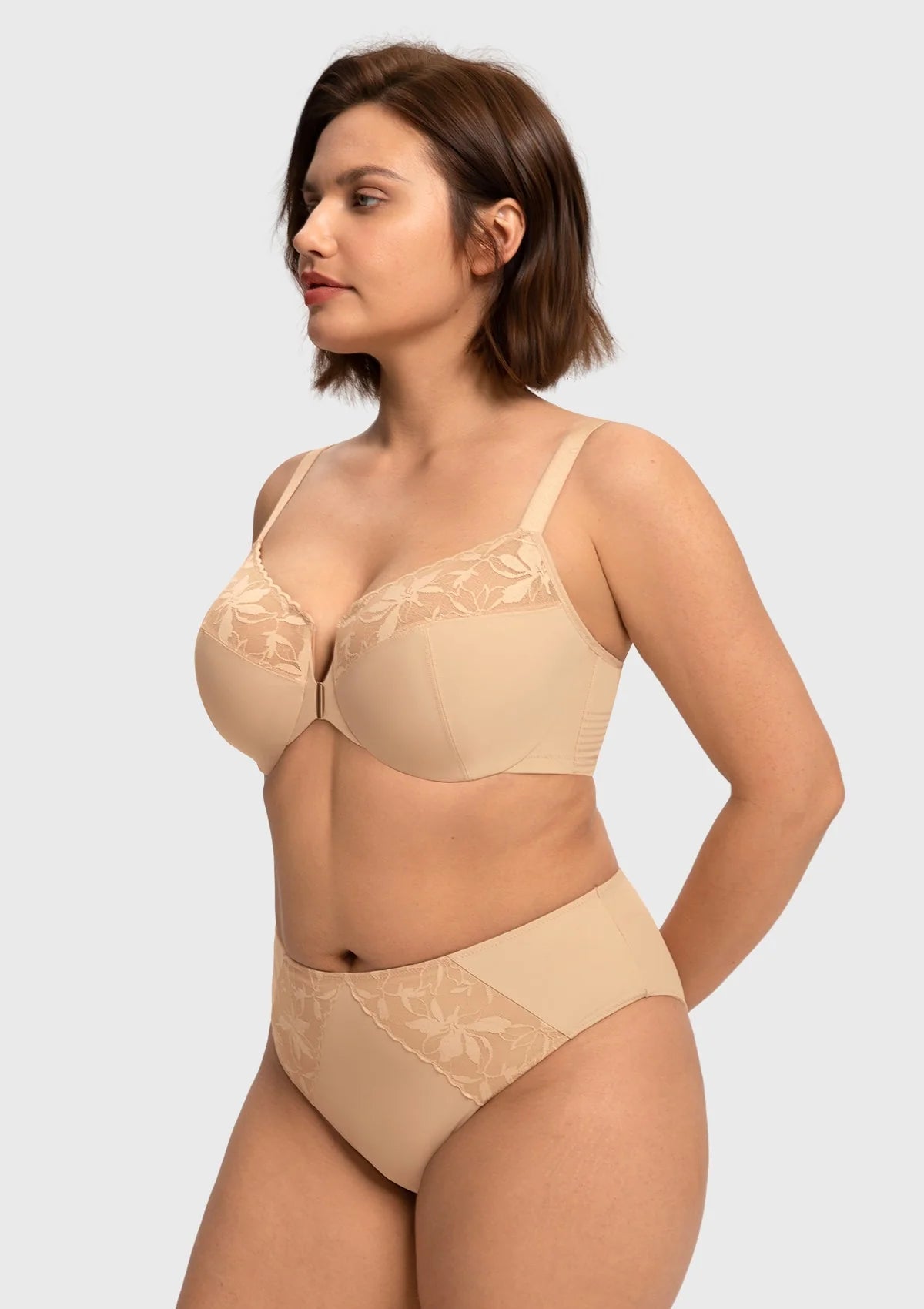 Braselle Anemone Unlined Plus Size Front Closure 3/4 Cup Underwire Back Support Bra Lace Trim for Sculpted Lift Womenswear