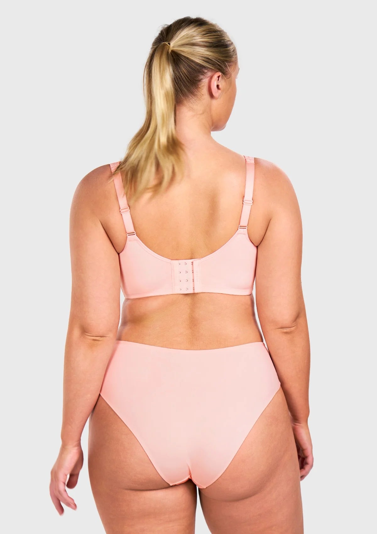 Braselle Cool Comfort Smoothing Full Coverage Unlined Underwire Minimizer Bra